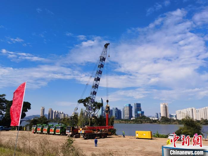 惠州市鹅城大桥及引道工程建设项目开工活动在惠州市惠城区举行 郭军 摄