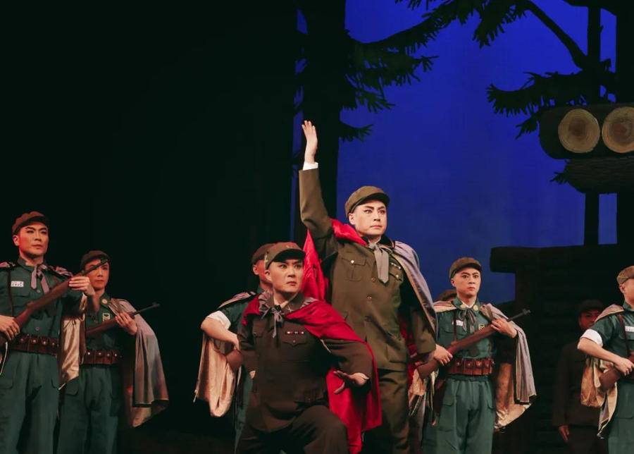 经典再次唱响现代京剧奇袭白虎团开启首轮全国巡演