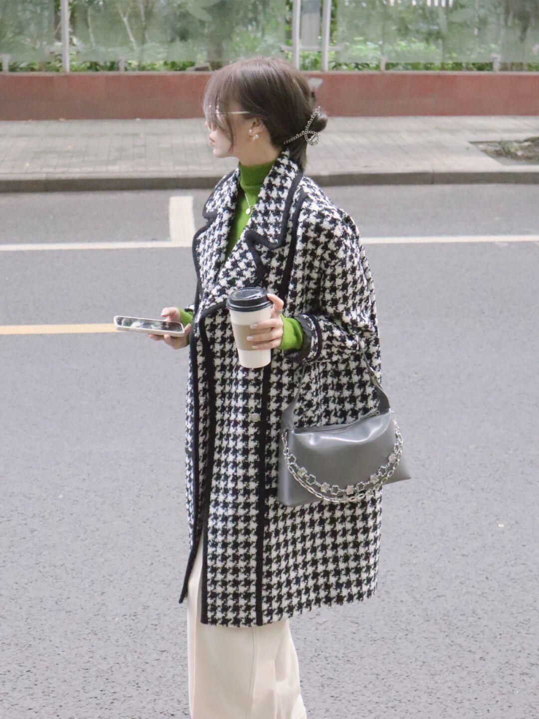 冬天千鸟格大衣怎么穿才高级看看这些穿搭示范保暖又显瘦