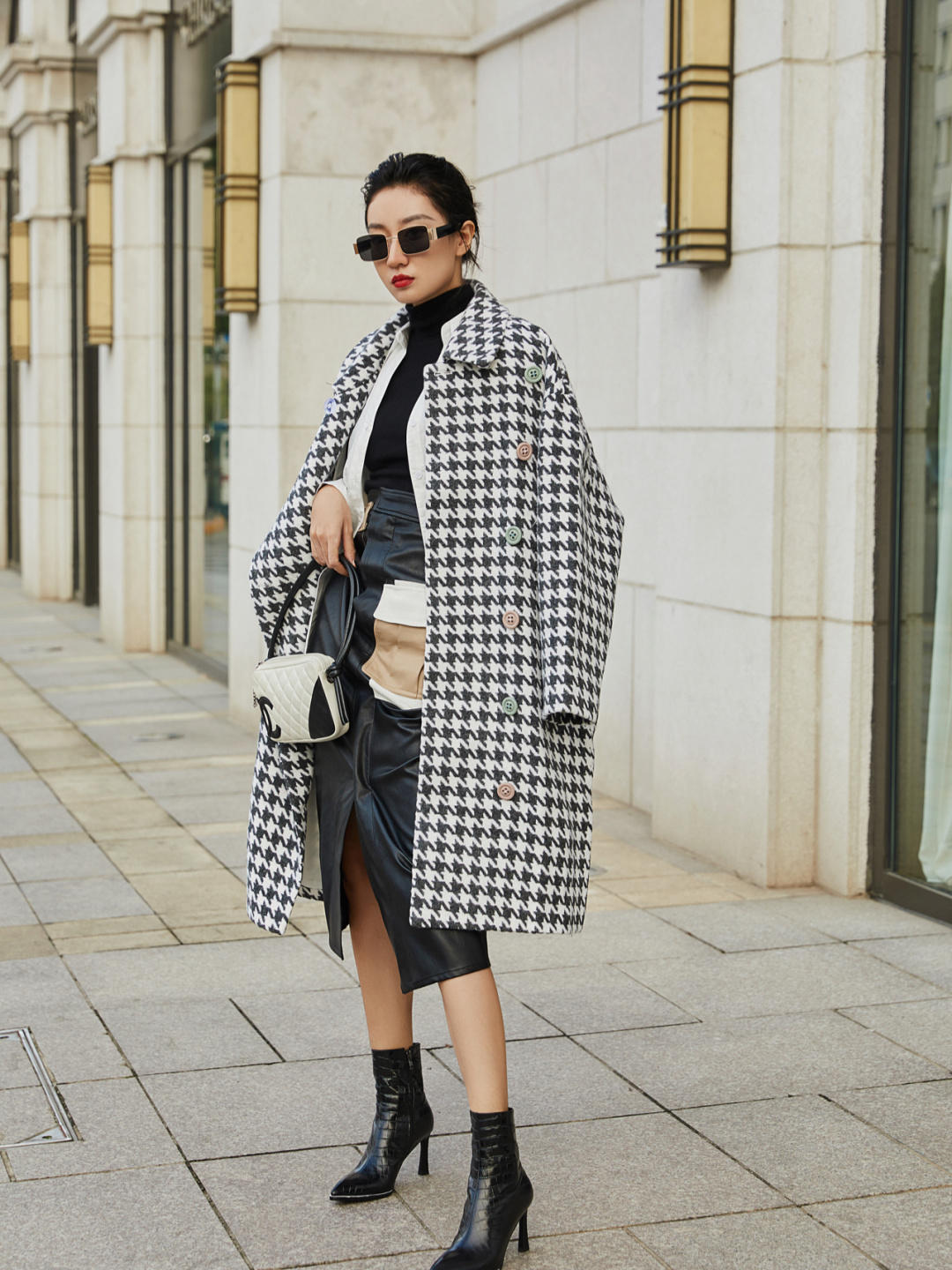 冬天千鸟格大衣怎么穿才高级看看这些穿搭示范保暖又显瘦
