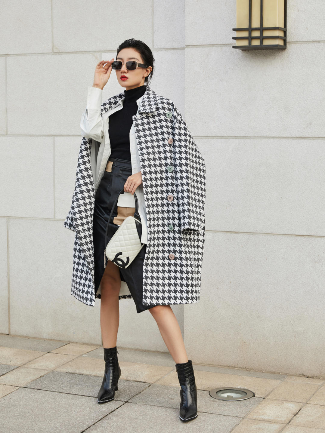 冬天千鸟格大衣怎么穿才高级看看这些穿搭示范保暖又显瘦