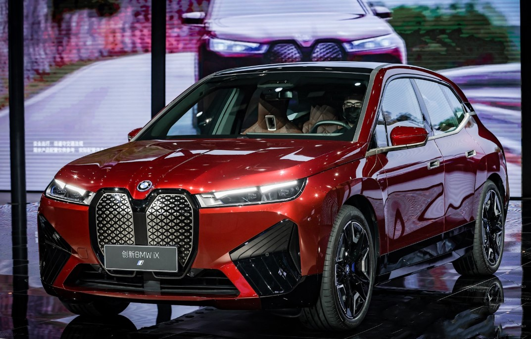 广州车展丨宝马ix上市售8469万元起电动轿跑i4闪耀羊城