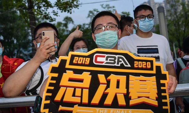 cba广东夺冠主要功臣简介2021广东2-1辽宁2020广东2-1辽宁2019广东4-0