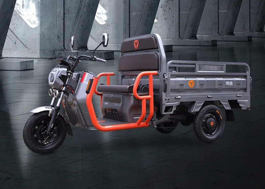 雅迪et151j电动三轮车评测搭载双48v35ah电池续航120公里