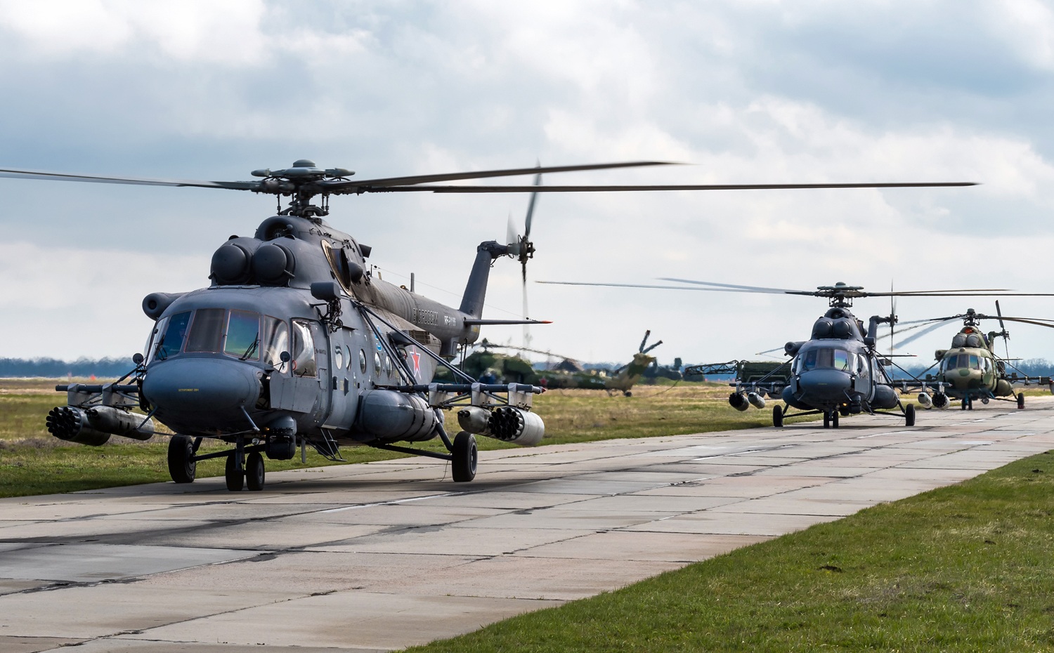 能上高原火力堪比阿帕奇米171直升机到底有多强大