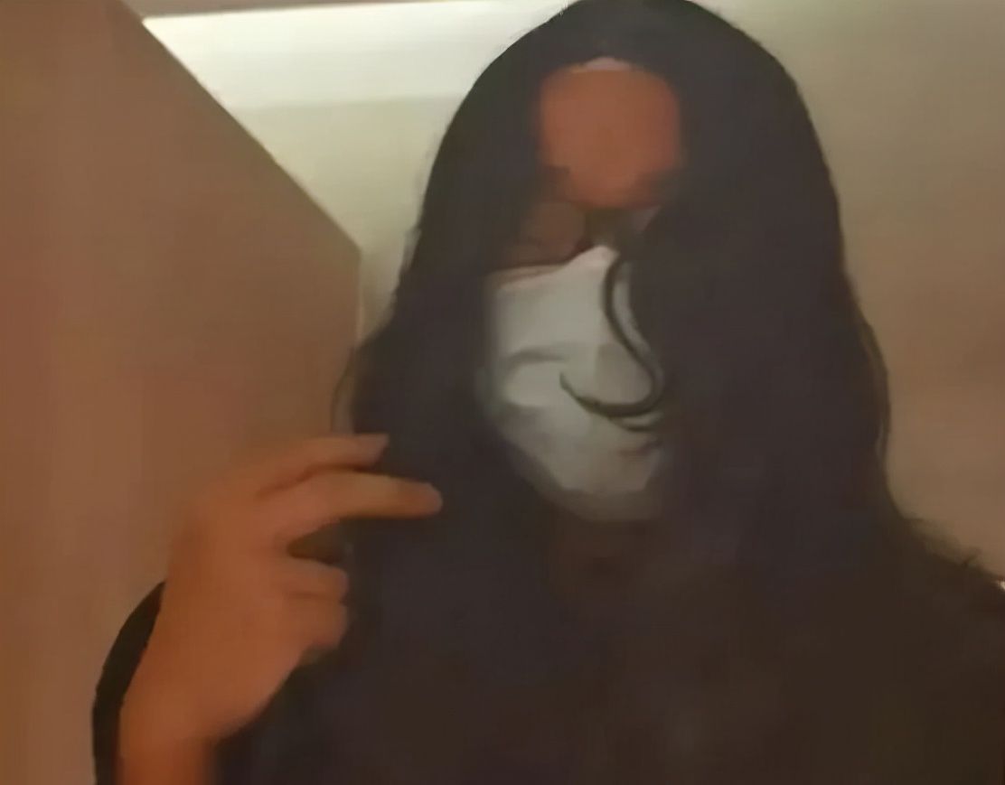 细思极恐!男子穿女装躲女厕偷拍被抓,手机内存大量女性隐私照休闲区蓝鸢梦想 - Www.slyday.coM 细思极恐!男子穿女装躲女厕偷拍被抓,手机内存大量女性隐私照休闲区蓝鸢梦想 - Www.slyday.coM