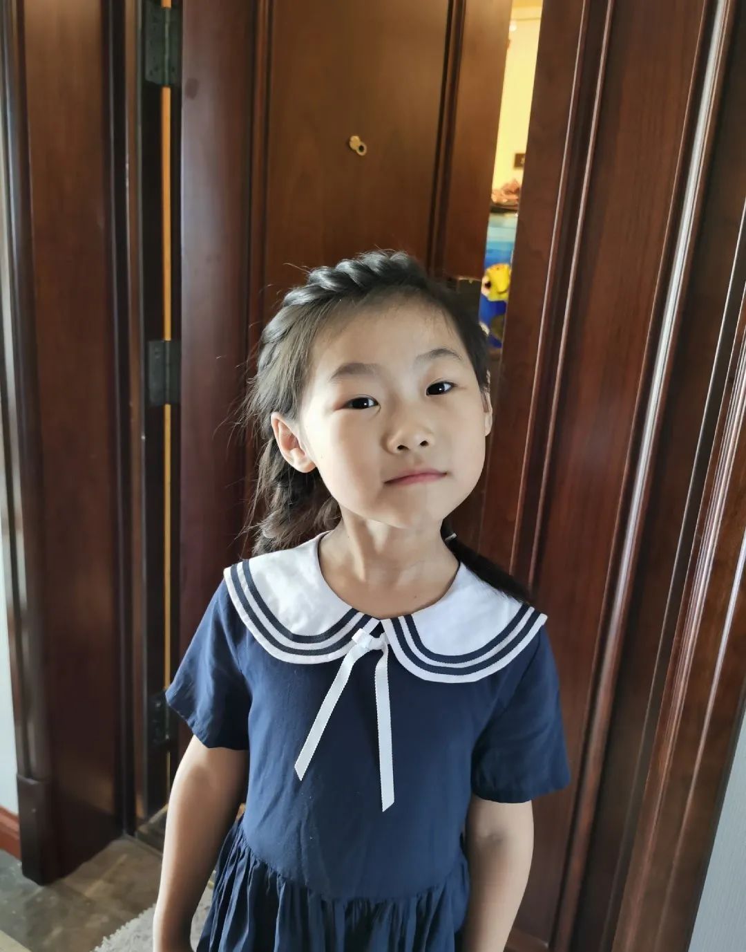 岳云鹏女儿长相与爸爸复制粘贴父母农民出身却让她赢在起跑线