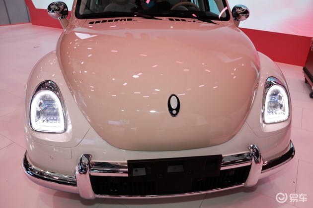 2021广州车展欧拉芭蕾猫再掀复古风潮