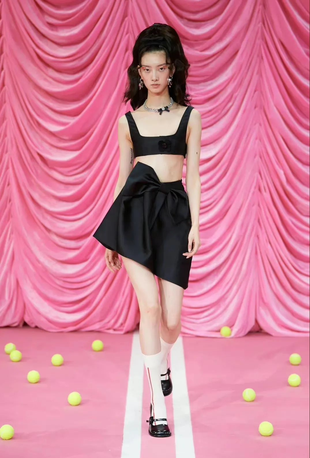 想听艺术少女cici讲解敦煌壁画