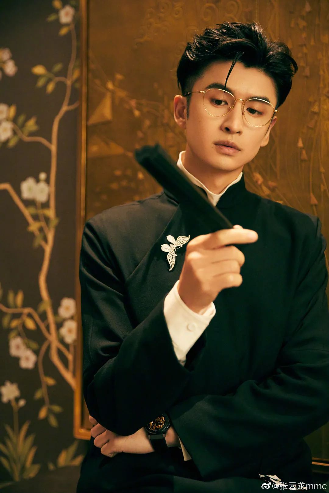 不说话,咱还是帅哥!|民国|民国奇探|帅哥_新浪新闻