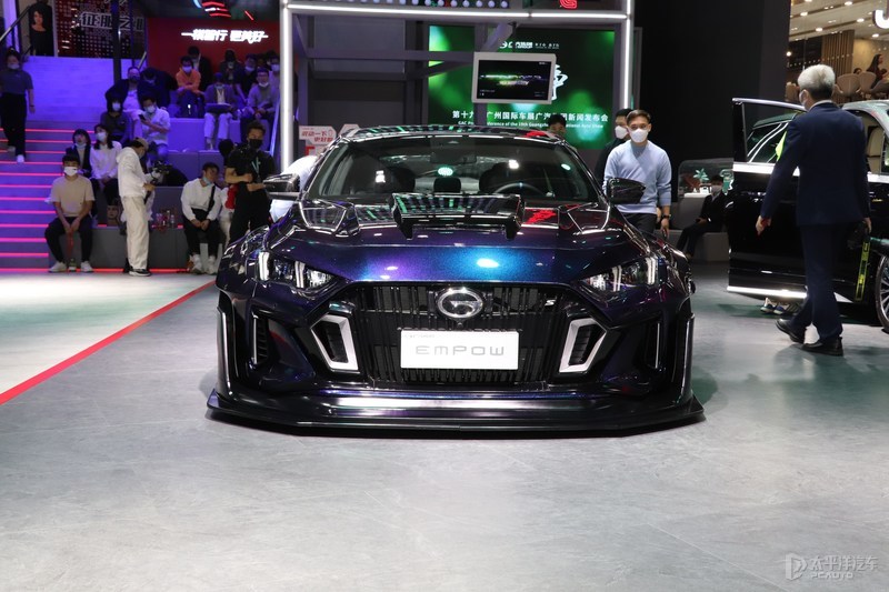 2021广州车展传祺影豹银河战机版首发亮相