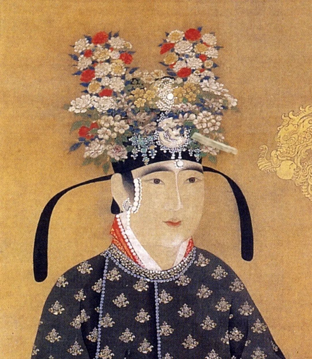 这个看起来怪里怪气的病态妆容在汉代都城中非常流行