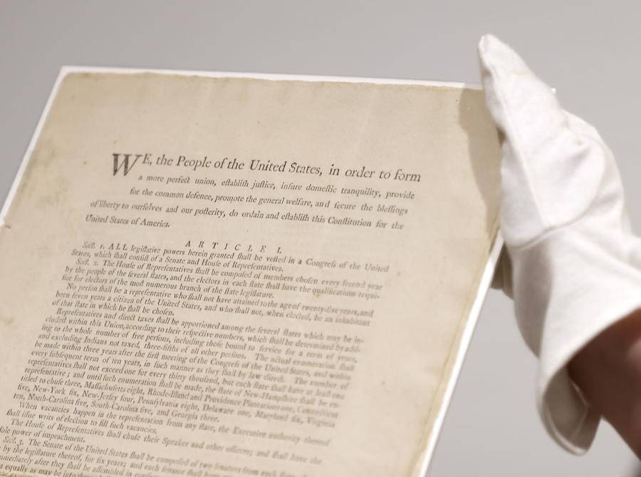 一部印刷于1787年的美国初版宪法拍出4320万美元高价