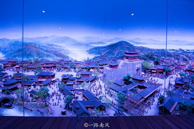 通过微缩版的杭州景观模型,可以了解古代杭州城的面貌.