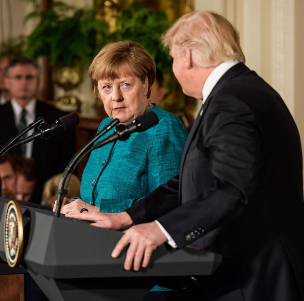 默克尔和特朗普(资料图)