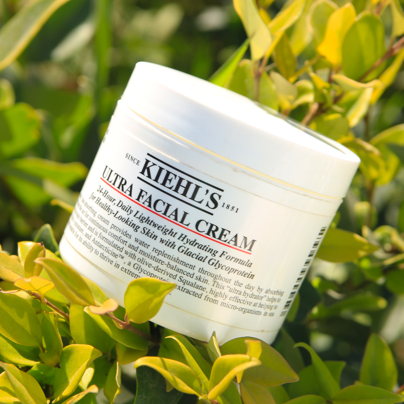 这些面霜充分滋润肌肤，使肌肤恢复弹性、白嫩细腻，呈现动人光彩休闲区蓝鸢梦想 - Www.slyday.coM