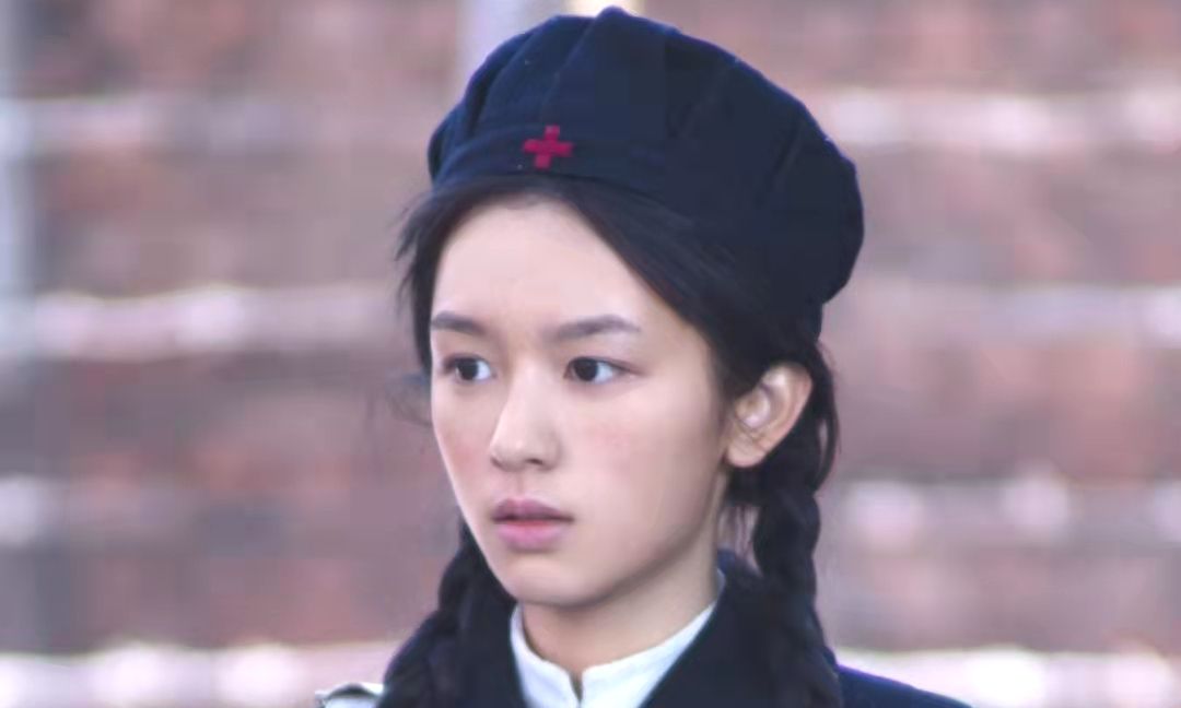 《铁道英雄》:老戏骨范伟、张涵予演技在线,95后周也成功出圈休闲区蓝鸢梦想 - Www.slyday.coM 《铁道英雄》:老戏骨范伟、张涵予演技在线,95后周也成功出圈休闲区蓝鸢梦想 - Www.slyday.coM