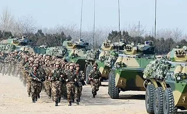 合成旅与合成营中间，为何少了一个合成团？合成营究竟有多牛？休闲区蓝鸢梦想 - Www.slyday.coM