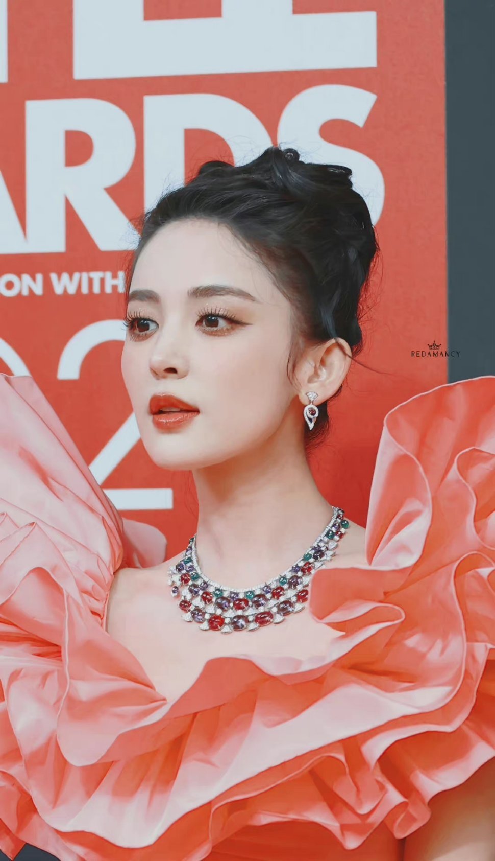 有网友画出了娜扎的眼妆图……|古力娜扎_新浪新闻