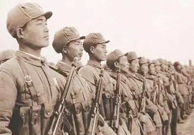 合成旅与合成营中间，为何少了一个合成团？合成营究竟有多牛？休闲区蓝鸢梦想 - Www.slyday.coM