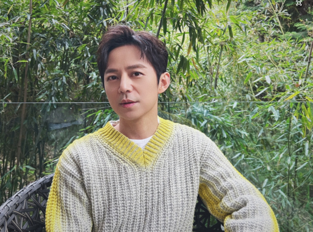 快本停播后何炅首录综艺，仅出镜1秒就被观众认出，终于恢复工作休闲区蓝鸢梦想 - Www.slyday.coM