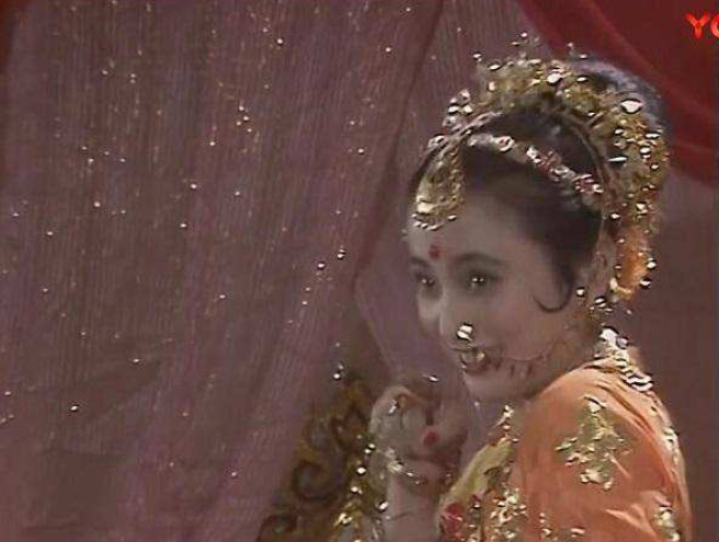 86《西游记》这场戏导演要求两人保护她,因长得太美,十几人争抢休闲区蓝鸢梦想 - Www.slyday.coM 86《西游记》这场戏导演要求两人保护她,因长得太美,十几人争抢休闲区蓝鸢梦想 - Www.slyday.coM