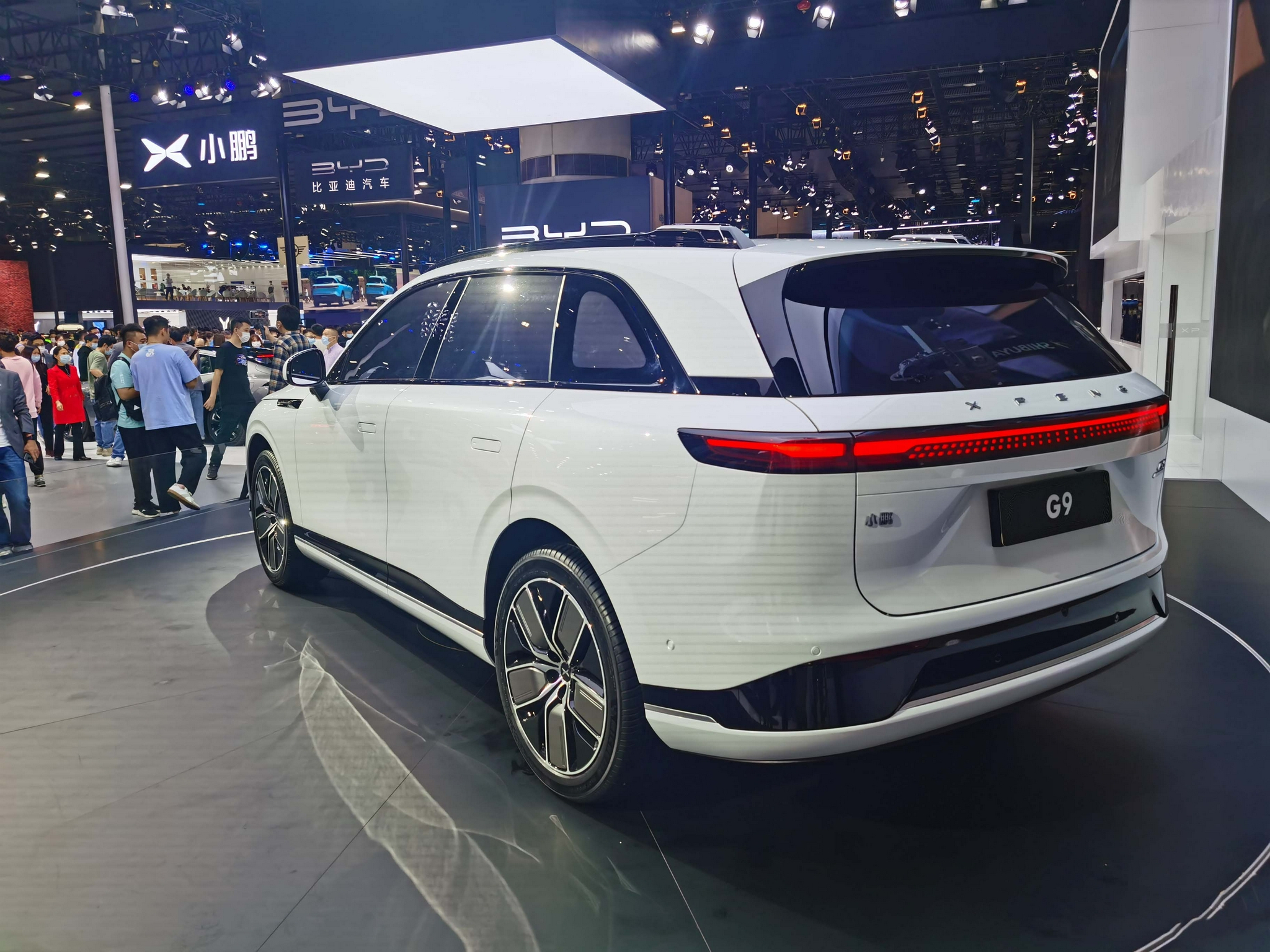 郑谊看车展07小鹏g9发布小鹏汽车终于好看了