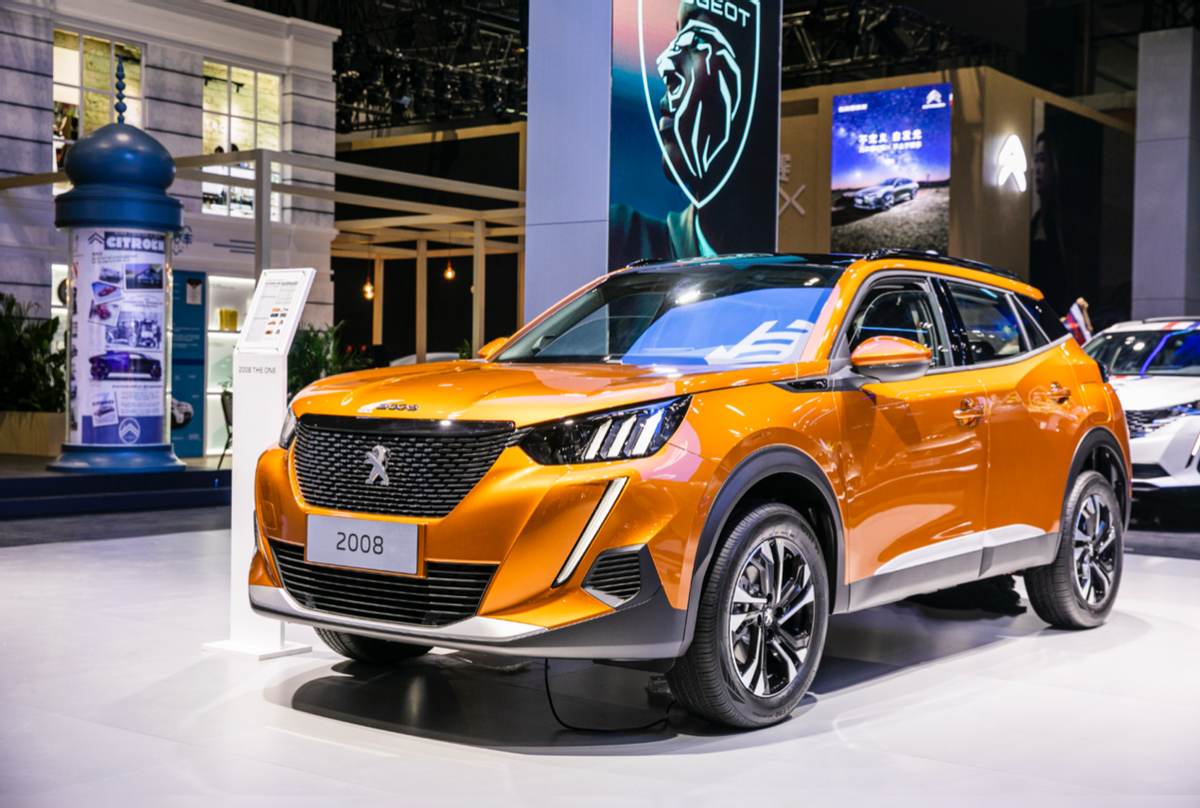 东风标致全新4008共创版亮相广州车展-新浪汽车