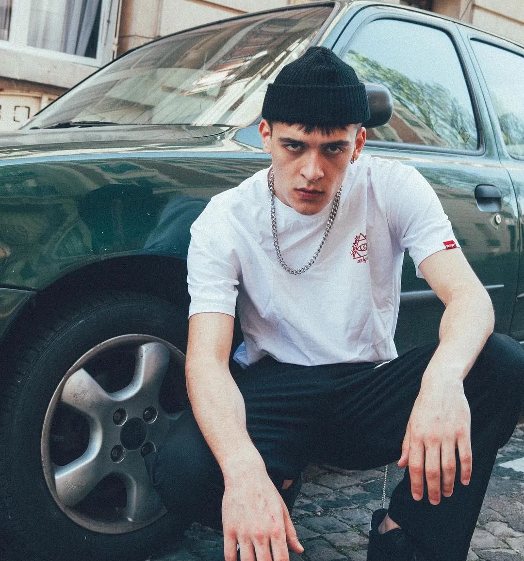 痞气十足的男模特robinsoncassarino