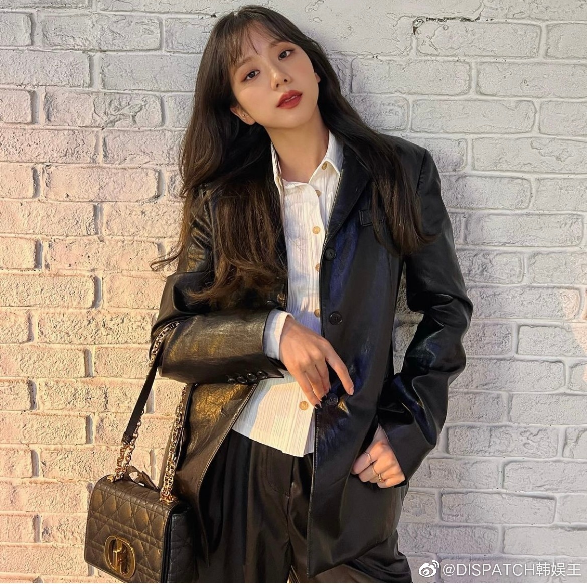 Blackpink Jisoo 更新ins 「I did it……|Jisoo_新浪新闻