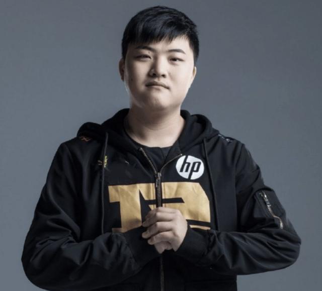 “狗史”组合重聚S12？957放出Uzi黑影照片暗示神将复出休闲区蓝鸢梦想 - Www.slyday.coM