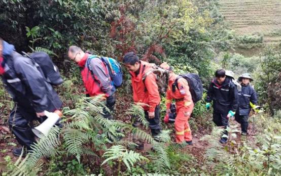 仍在搜救!4名考察队员野外失联,他们进入的哀牢山有多可怕?休闲区蓝鸢梦想 - Www.slyday.coM 仍在搜救!4名考察队员野外失联,他们进入的哀牢山有多可怕?休闲区蓝鸢梦想 - Www.slyday.coM