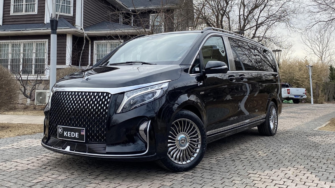 看似奔驰v级但豪华得多得多号称mpv中的劳斯莱斯