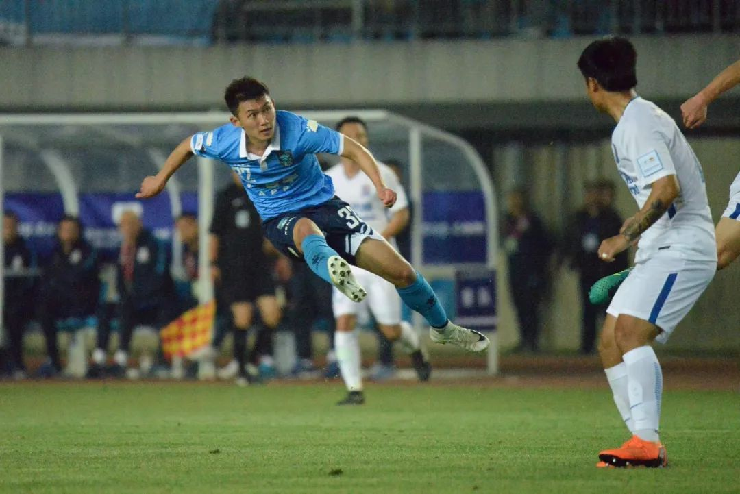 南云齐|球王|脚贴_新浪新闻