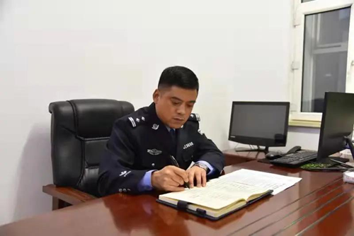 冰城公安各县(市)局长学习贯彻十九届六中全会精神休闲区蓝鸢梦想 - Www.slyday.coM