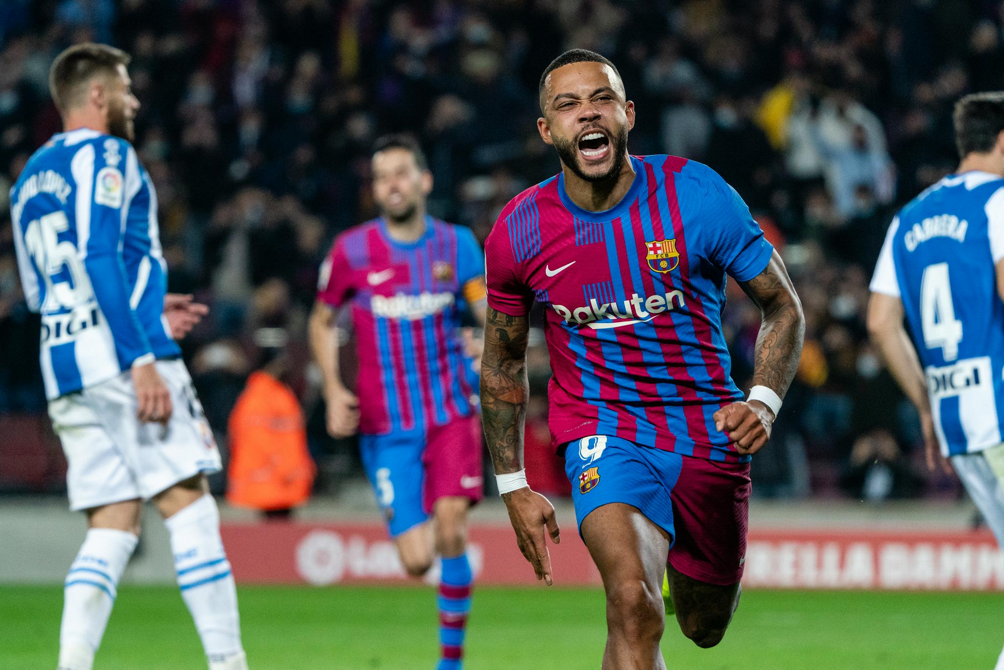 足球——西甲:巴萨胜西班牙人|巴塞罗那队|西班牙人队|胡安_新浪新闻