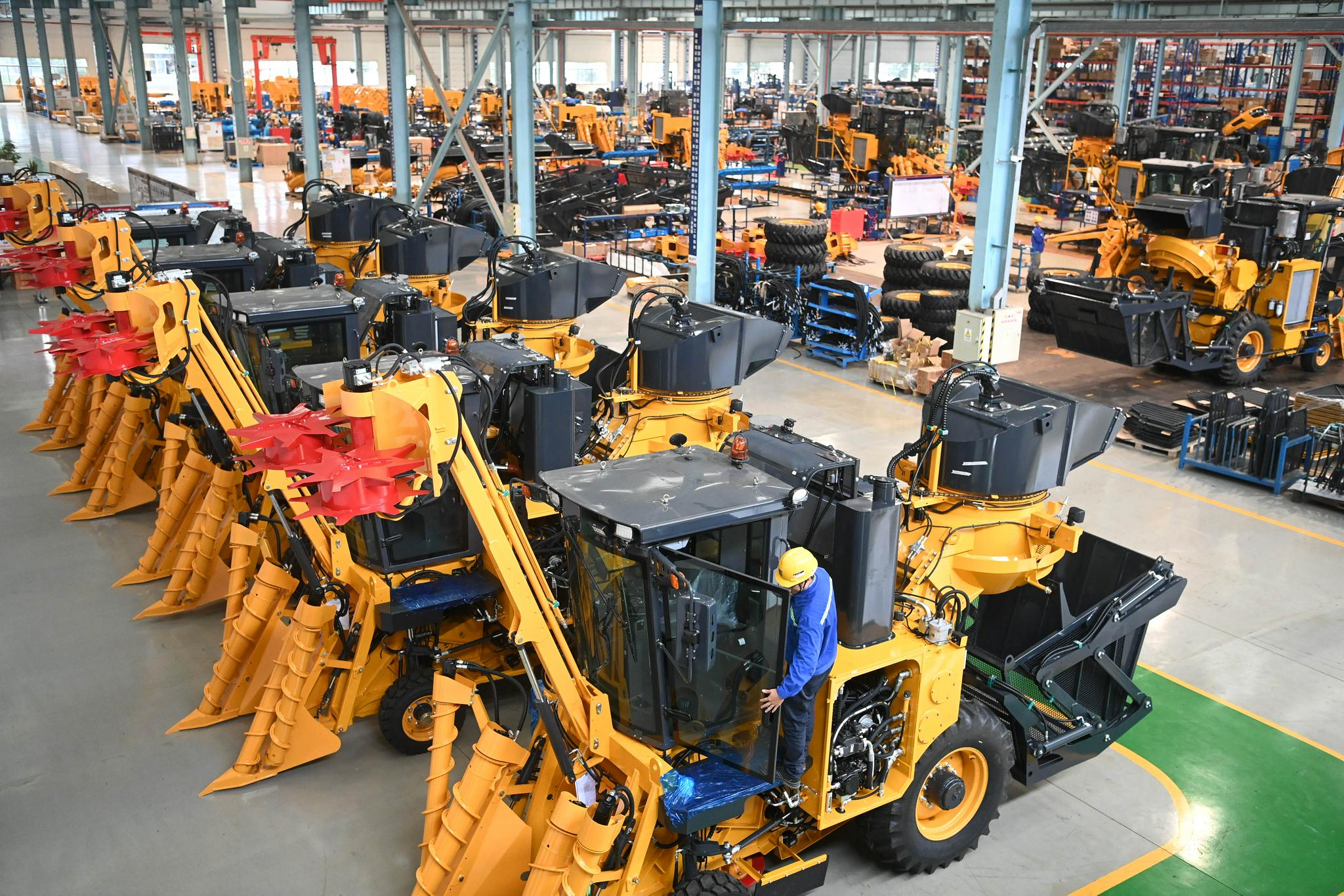 广西柳州蔗糖榨季临近农机企业赶制订单