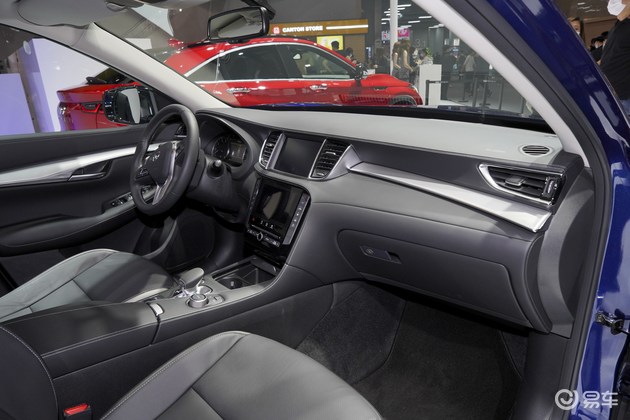 2021广州车展2022款英菲尼迪qx50航海版实拍图解