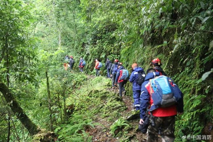 4名地质人员失联超过一周，或因方位判断失误！最小队员25岁！休闲区蓝鸢梦想 - Www.slyday.coM