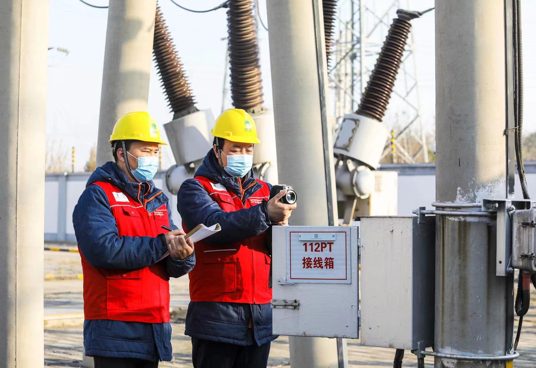 据介绍,早在在此次恶劣天气到来前,国网北京电力依据精准气象预报预警