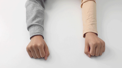 △灰色为普通内衣，肤色为德绒内衣