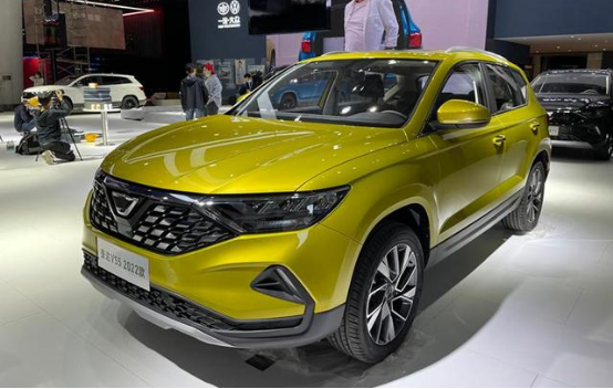 11月19日,在2021广州车展上捷达vs52022款正式上市,新车共推出5款车型