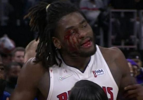 “斯图尔特用脸攻击詹姆斯肘部”!湖人解说疯了:快给老詹道歉休闲区蓝鸢梦想 - Www.slyday.coM “斯图尔特用脸攻击詹姆斯肘部”!湖人解说疯了:快给老詹道歉休闲区蓝鸢梦想 - Www.slyday.coM