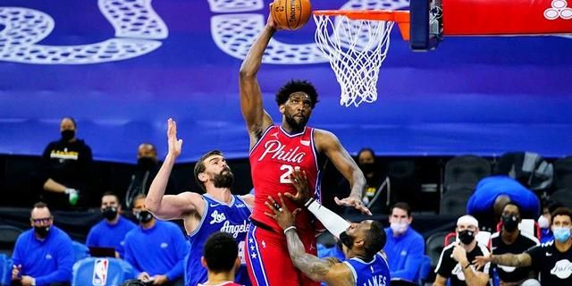 詹姆斯打到对手被驱逐!19年生涯第二次,第一次是怎么回事?休闲区蓝鸢梦想 - Www.slyday.coM 詹姆斯打到对手被驱逐!19年生涯第二次,第一次是怎么回事?休闲区蓝鸢梦想 - Www.slyday.coM