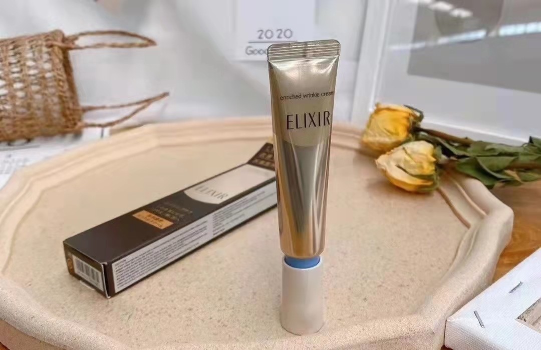 常见的“黑眼圈”分3种，如何选对眼霜有效解决？看这篇就够了休闲区蓝鸢梦想 - Www.slyday.coM