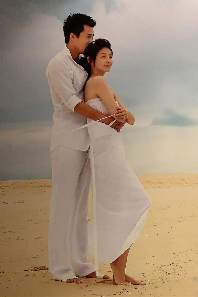 大S和汪小菲离婚后，一条1000多赞的评论说：离婚是因为没有爱了休闲区蓝鸢梦想 - Www.slyday.coM