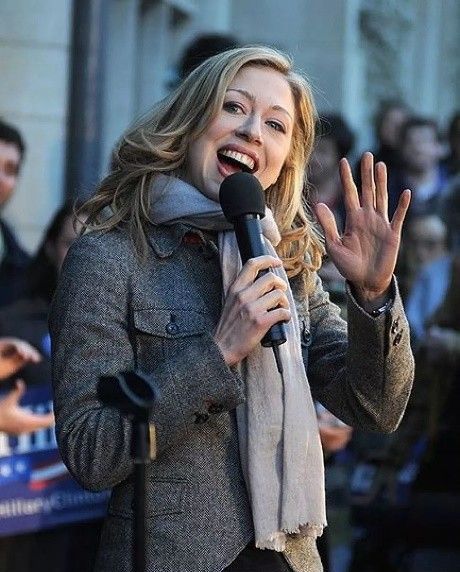 克林顿女儿18岁看到拉链门细节她选择当父母婚姻的粘合剂