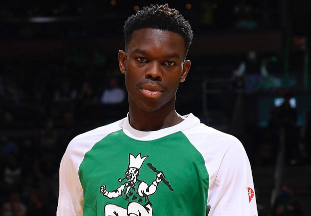 38分+29分+21分，轻伤不下火线！离开詹姆斯，你做回了真实的自己休闲区蓝鸢梦想 - Www.slyday.coM