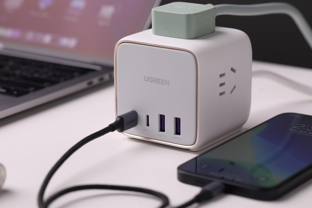 你家的排插该升级了，65W氮化镓快充的插座，你心动了吗？休闲区蓝鸢梦想 - Www.slyday.coM