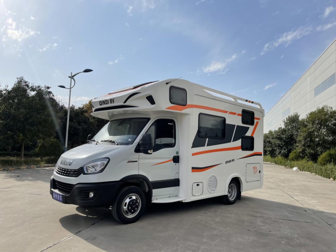 秦帝房车两款新车发布要温馨的有要帅气的也有